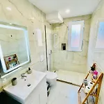 2, Apartment