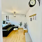2, Apartment