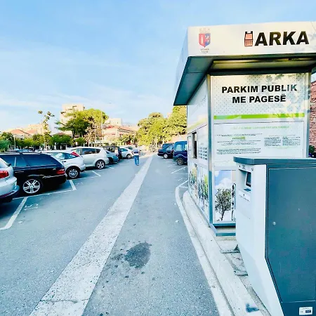 Apartament 2, *
