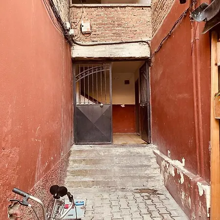2, Appartement Tirana